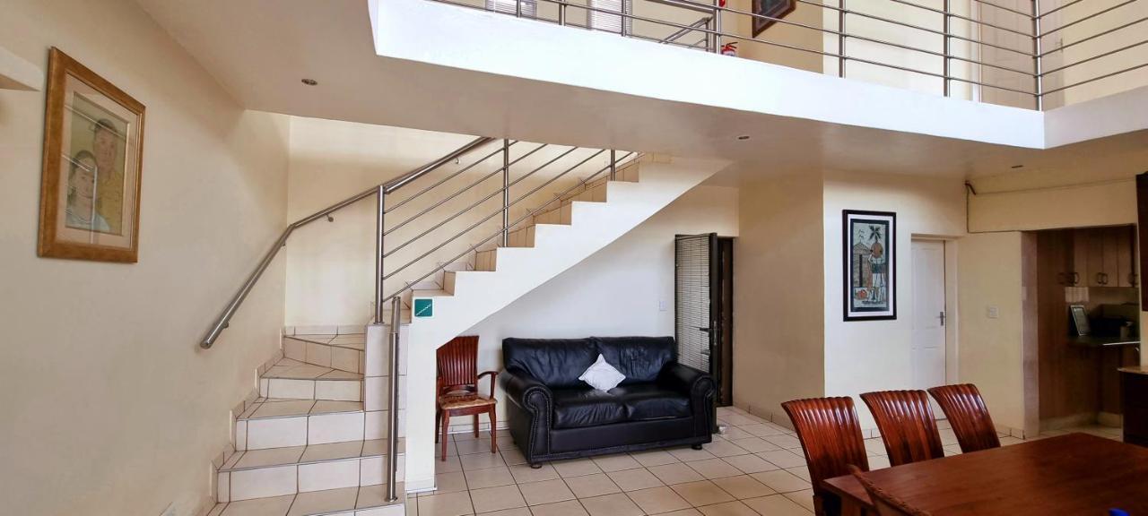 Asda Guesthouse Mogwase المظهر الخارجي الصورة