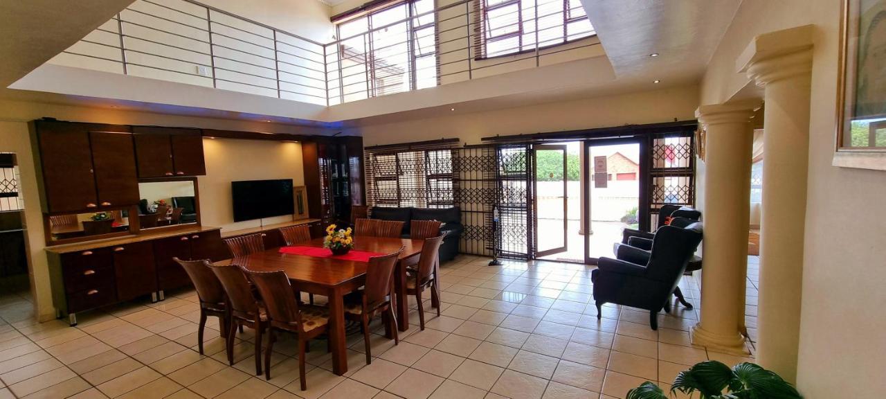 Asda Guesthouse Mogwase المظهر الخارجي الصورة